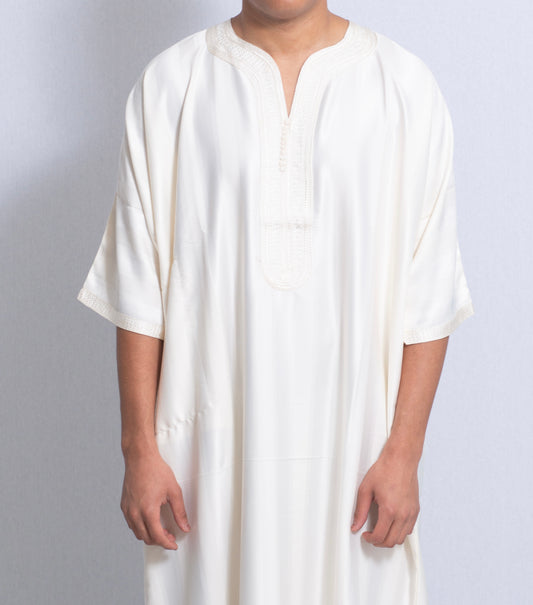 Classic' White Thobe